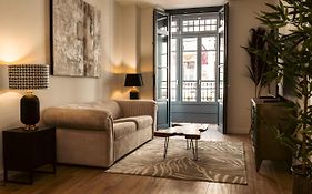 Suite 1907 Oviedo Collection